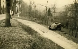 France Memories of a Tow Truck Car Wreck Accident Ditch Old Photo 1935 - Foto 1 di 3