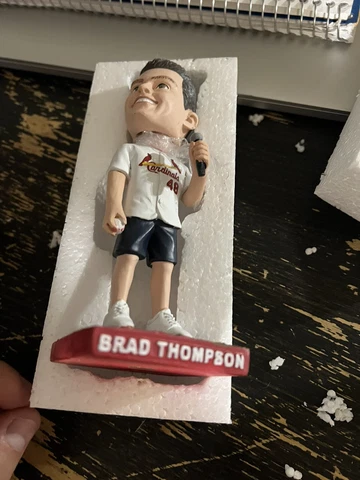 ST. LOUIS CARDINALS SGA BRAD THOMPSON BOBBLEHEAD BUD BASH #4 THEME BOBBLEHEAD Cover