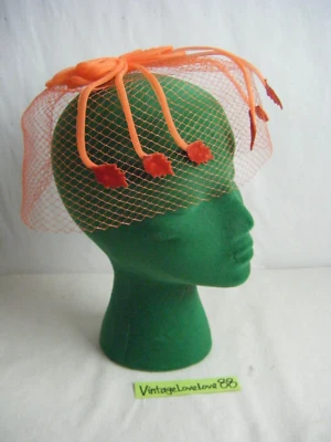 Sombrero Red Velo Hojas y Arco Naranja Brillante Años 60 De Colección - 14" Diámetro Foto 1 de 4