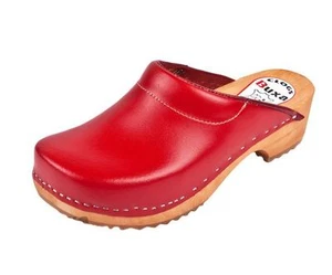 Zoccoli in legno colore rosso F3 pelle (donna) - Foto 1 di 4