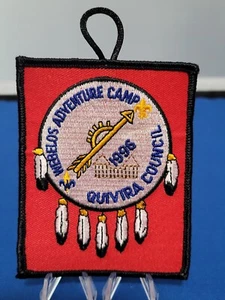 Parche de campamento de aventura Webelos del Consejo de Quivira de Boy Scouts 1996 con bucle de botón - Imagen 1 de 2