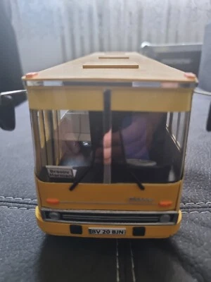  Ikarus 260 modellino - BUS personalizzat 1:24 - Immagine 1 di 4