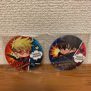 # Nuevo Trigun Stampede Lata Insignia La Estampida JUEGO de 2 - Imagen 1 de 1