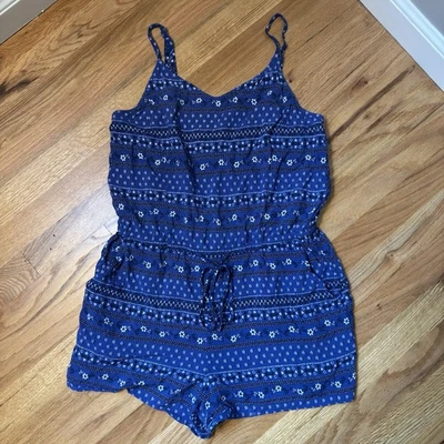 Old Navy Women’s Sleeveless Cami Romper Ditsy Floral Casual Resort Small Petite - Image 1 of 4