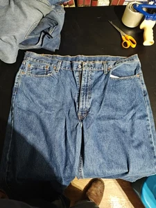 Levi's 550 Men's Jeans Blue Denim W42 L32 Classic Relaxed Fit - Picture 1 of 5