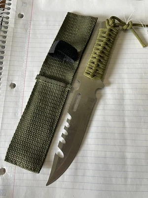 Cuchillo de supervivencia verde plata de 9 pulgadas con funda. Full Tang. Mango Paracord. ¡Nuevo! Foto 1 de 4