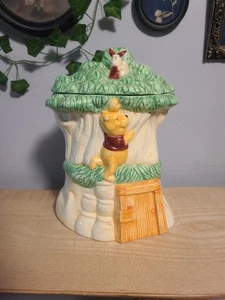 Disney Friendship Winnie The Pooh Tree House Cookie Jar 10" - Bild 1 von 6
