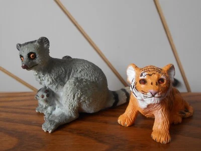 LEMURE CON BAMBINO, CUCCIOLO DI TIGRE figure animali giocattolo ELC, AAA Centro di apprendimento precoce in perfette condizioni - Immagine 1 di 2