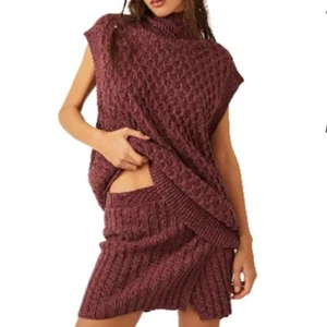 Free People Rosmarin Baumwollmischung Pullover Minirock Set in Pflaume Marmelade Größe Medium - Bild 1 von 11