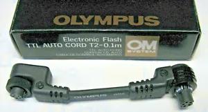 OLYMPUS OM SYSTEM TTL AUTO KORD T2-0,1m für T45 Blitzhalterung [NEU, alter Lagerbestand] - Bild 1 von 5