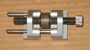 Vintage Self-Centering/Side Clamping/Sharpening/Honing Guide Jig for Chisels - Picture 1 of 3