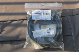 Porsche 911 964 Reflector Gasket 964-631-147-01 New Tail Upper Center 1989-1994 - Picture 1 of 15