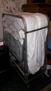 Vintage retro fold out bed cot with wheels - Picture 1 of 3
