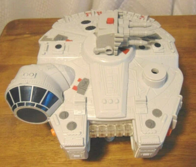 Estatuetas Star Wars Millennium Falcon HasbroPlayskool Galactic SpaceShip 2011/2 - Imagem 1 de 4