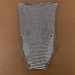 ASOS DESIGN Women's One Size Black Mono Stripe Crinkle Bandeau Swimsuit New - Picture 1 of 6
