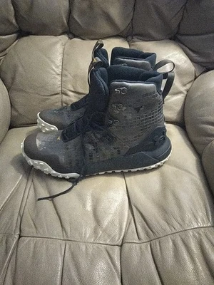 Botas Under Armour HOVR Dawn WP 2.0 Project Rock Camufladas 3027739-300 Talla 11.5 Foto 1 de 4