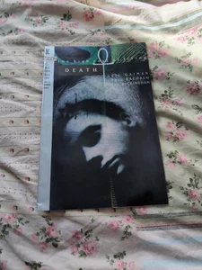 Death:The High Cost Of Living #1 | 1993 | Vertigo | Neil Gaiman - Picture 1 of 2