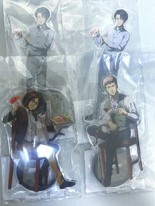 Juego de 4 soportes acrílicos Attack On Titan Princess Café Cat Levi - Imagen 1 de 1