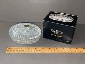 VINTAGE CRYSTAL D'ADRIANA 24% LEAD CRYSTAL CACHETTE TRINKET DRESSER JEWELRY BOX - Picture 1 of 8