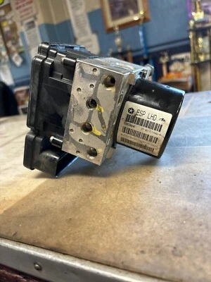 Dodge Journey 2010 2011 2012 2013 usado ABS conjunto de módulo de bomba de freno antibloqueo Foto 1 de 2