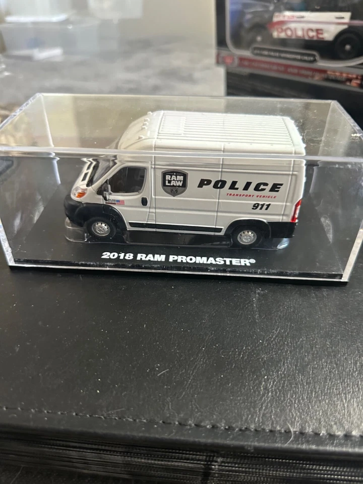 1/32 scale police diecast - Image 1 of 1