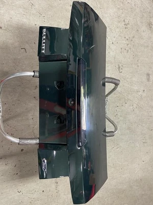 Ford Mustang GT/Bullitt 1999-04 OEM tapa de eliminación de alas (código de pintura PX) 271 Foto 1 de 4