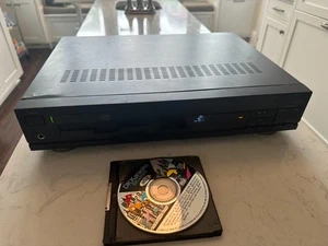 Consola de ordenador Commodore Amiga CDTV vintage ESTADO DE FUNCIONAMIENTO LEER - Imagen 1 de 15