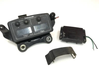 87 Kawasaki KDX 200 KDX200 OEM Medidor de viaje Tiempo Milla Velocímetro Estuche 8-D Foto 1 de 4