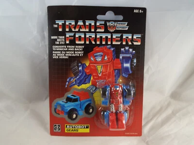 TRANSFORMERS GENERATION 1 GEARS REISSUE SEALED ON CARD - Image 1 of 4