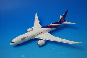 Modelo de avión Herpa 1:200 B787-8 Thai Airways HS-TQA 556958 - Imagen 1 de 6
