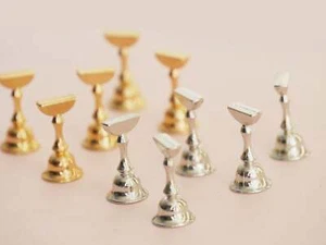 Juego de 5 soportes metálicos para uñas postizas/soporte magnético para práctica de arte en uñas/sildo metálico - Imagen 1 de 6