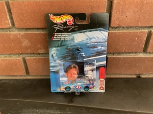 Hot Wheels Racing #43 John Andretti Deluxe STP Pontiac Grand Prix 1:64 Die-Cast - Picture 1 of 4