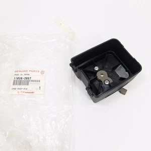 OEM Kawasaki Cub Cadet John Deere Air Filter Housing Ass. Case 11038-2057 New - Bild 1 von 6