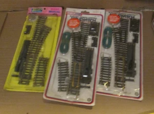 VTG Life Like Electric Remote Control Ho Train SwitchS 2 L  8605 & MANUAL ATLAS - Picture 1 of 4