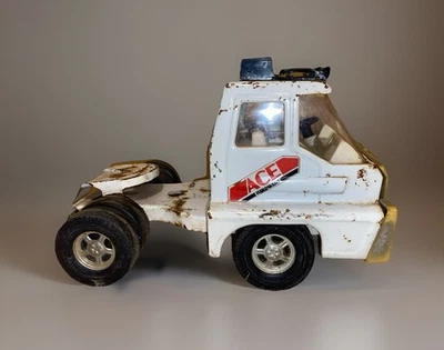 Tractor semi camión turbina herrajes de acero prensado Structo de colección Foto 1 de 4