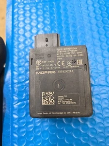 OEM 21-23 Dodge Challenger Charger Rear Blind Spot Detection Module Radar - Foto 1 di 9