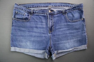 Women's 2017 Old Navy Cuffed Jean Shorts Drew Stretch Size 16 (Measure 39x3) - Picture 1 of 4