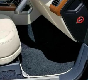Range Rover OEM SVA L405 2018-22* 4 Piece Navy With Ivory Piping Carpet Mats New - Picture 1 of 4