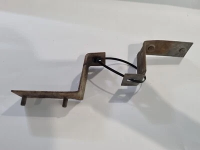 Soporte de montaje de parachoques trasero BMW E21 Euro montaje OEM usado m Foto 1 de 2