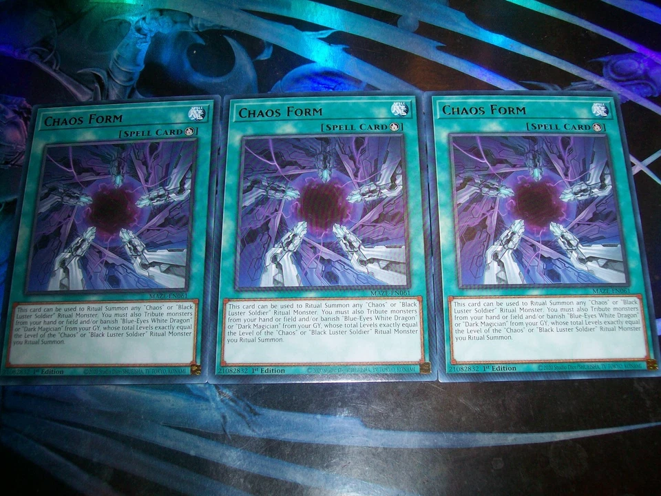 3x Chaos Form 1° Edizione Rara MAZE-EN061 Yu-Gi-Oh! - Immagine 1 di 1