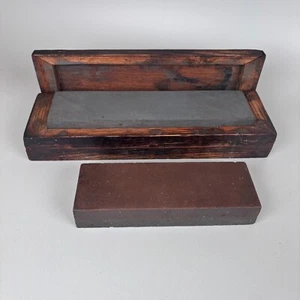 VINTAGE WHETSTONE OIL STONE KNIFE SHARPENING STONE X2 - Picture 1 of 9