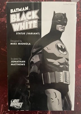 Batman Black & White Mile Mignola statue Second Edition.  - Image 1 of 2