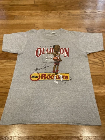 Vintage 80s Houston Rockets Hakeem Olajuwon Graphic T-shirt Small Cover
