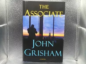John Grisham The Associate Hardcover DJ First Edition 1st Printing 1st/1st 2009 - Picture 1 of 9