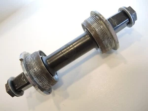 CAMPAGNOLO BOTTOM BRACKET EARLY 1990`S - BRITISH 1.37" X 24 THREADS - 117mm AXLE - Picture 1 of 22