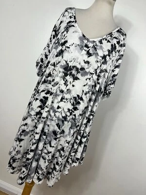 Roamans 22/24 1X Shirt Top White Black V Neck Back Long Tunic Stretch Woman H9 - Image 1 of 4