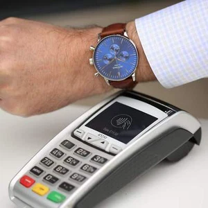 Contactless Payment Watch - Men's Blue Motivator + Walnut Strap + Modern Font En - Picture 1 of 20
