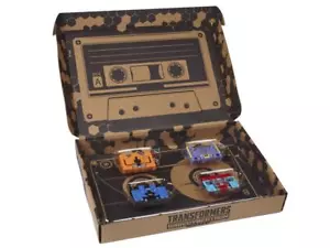 MISB HASBRO TRANSFORMERS GENERATIONS SELECTS SOUNDWAVE SPY PATROL CASETTE PACK - Picture 1 of 5