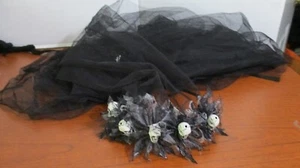 TOTENKOPF STIRNBAND mit AUFGESETZTEM TÜLLSCHLEIER Halloween Accessoire - Bild 1 von 4