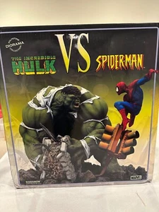 Sideshow Hulk vs Spider-Man Polystone Diorama 343/750 Marvel *NO ROTO* - Imagen 1 de 12